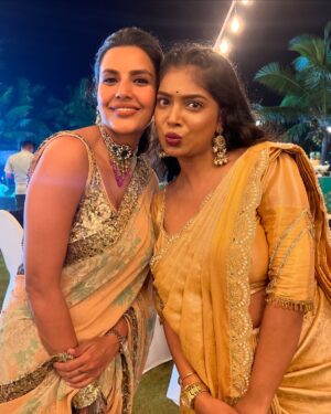 Parvathy Saran Instagram - Favourite Girly @priyawajanand  in a Big fat Indian wedding ♥️ Hearty congratulations to Shilfa & Vini @dr.shilfanigar ✨ Long Live Love 🌙
