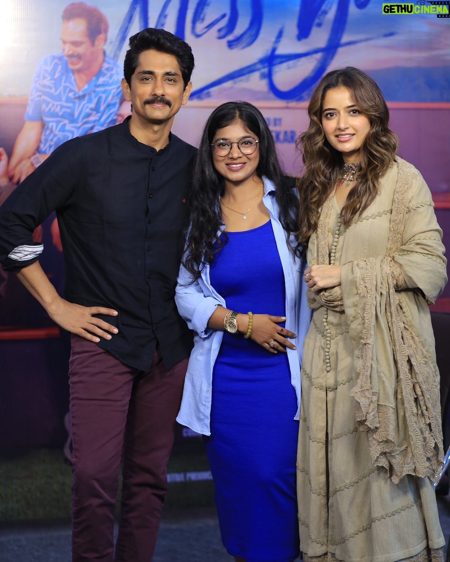 Parvathy Saran - 113K Likes - @worldofsiddharth Sid for a reason ♥️ Wishing all success to team #MissYou releasing in theatres on November 29 🎬
.
@ashika_rangnath Cheers to your entry in Tamil Cinema ✨
.
Interview @indiaglitz_tamil