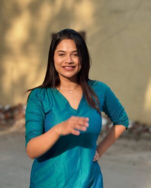 Parveen Instagram - Inbetween shoot🩵>>>

.
.

#picoftheday #instalike #instagood #like #instagram #trending #parveenofficial
