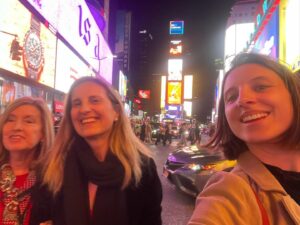 Paula Luchsinger Instagram - Recuerdos de un viaje hermoso 💞💐🥠🧚‍♂️🗽⭐️💅