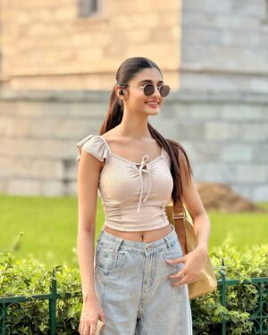 Payal Gaming Instagram - Kolkata diaries ✨🤍🖼️