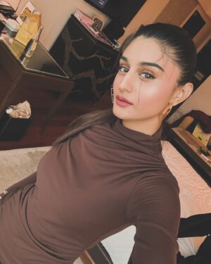 Payal Gaming Instagram - 🤎