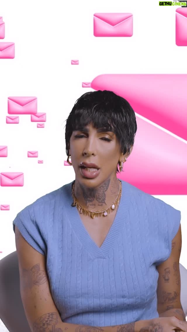 Pepita - 1.6K Likes - Que delícia saber que hoje é quarta e tem Cartas para Pepita.
Me segura bem firme aí na palma da tua mão que o episódio de hoje te babado✨🔥
#CartasParaPepita