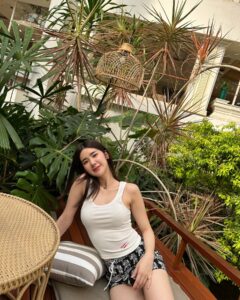 Actress Pinyadar Salinvarradar HD Photos and Wallpapers February 2025