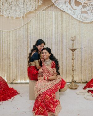 Pooja Kannan Instagram - 60 days been a vibe ❤️ 

Credits 
MUA - @preetisharma_mua 
Hairstylist- @sunita_hair 
Jewellery- @kirtilalsonline 
Stylist- @saipallavi.senthamarai 😘
Photography- @eshantrajuphotography