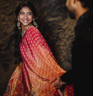 Pooja Kannan Instagram - This is a post for 3 very important and special people - Preeti , Sunita and Siddhi. The one thing I was nervous about from the beginning was my make up and hair because I am someone who has always held myself back due to fear of over doing it.  I would never feel like myself when I have make up or a different hairstyle and used to be extra conscious. But Sunita and Preeti were both saviours . They made me feel beautiful like never before. Though I had make up and a different hair do for all the events , I did not feel extra conscious and felt like different versions of me and was pampered during the process 🙈 Without them by my side, I would not have been able to be at ease during the most important event of my life. Thank you so much @preetisharma_mua and @sunita_hair !! ❤️

Though I don’t have a picture with @siddhi_p17 , thank you so much for helping Pallavi find the right outfits for me and I loved what you did with my reception saree! ❤️

@vivekkrishnanphotography