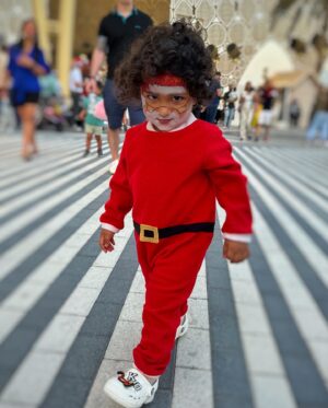 Pooja Ramachandran Instagram - Merry Christmas from our family to yours 🎄🎄🎄🎄🎄♥️

Our naughty little Santa sends his love to all 🎅🏼

#love #blessings #light #besttimeoftheyear