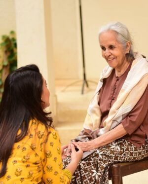 Pooja Umashankar Instagram - The issue of faith is not so much about whether we believe in GOD, rather, whether we believe the GOD we believe in..! ✨🙏

Most likely, we do not see the entire plan as we take that initial leap - this is the trademark of acting in faith..! 🌟💫

“Now faith is confidence in what we hope for & assurance about what we do not see….” (Heb‬ ‭11‬:‭1‬) 🙌📖