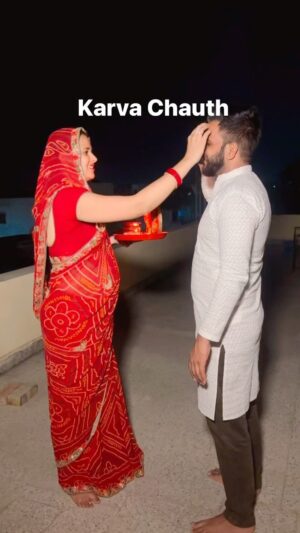 Poonam Sharma Instagram - ❤️❤️