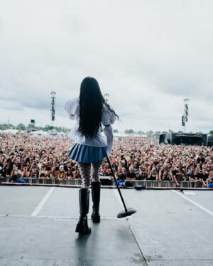Poppy Instagram - Louder Than Life.

＼（＾○＾）人（＾○＾）／
