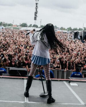 Poppy Instagram - Louder Than Life.

＼（＾○＾）人（＾○＾）／