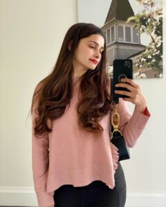Actress Prachi Desai HD Photos and Wallpapers November 2024