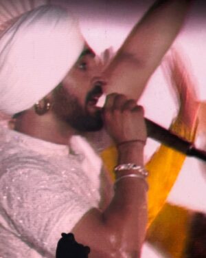 Prakruti Mishra Instagram - Dil jeet liya @diljitdosanjh ne ♥️
#dilluminatitour2024