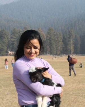 Priya Choudhury Instagram - Pahalgam where mountain meets sky🗻  Kashmir 2024