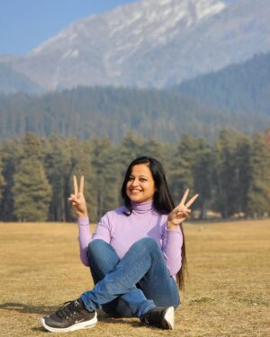 Priya Choudhury Instagram - Pahalgam where mountain meets sky🗻  Kashmir 2024
