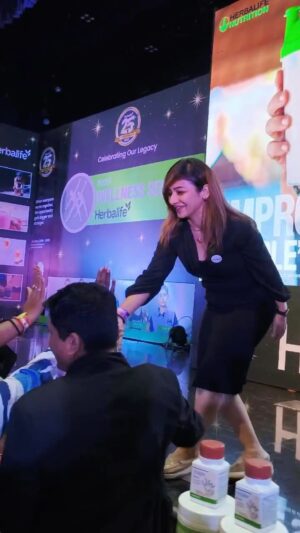 Priya Prince Instagram - What you do makes a difference, and you have to decide what kind of difference you want to make 🦾🦾🦾 
…
Here I am as Global Nutrition philosophy speaker at Herbalife Seminar and it’s a proud moment for me and I thank my trainers @coachyogeshkumar @suba_fitmom for guiding me and @herbalifeindiaofficial for the support 😊😊😊
..
Here me Helping and guiding people to have good and healthy lifestyle 😎😎
..
..
#réel #healthylifestyle #reelitfeelit #reels #reelsindia #reelitfeelit #healthyfood #healthylifestyle #healthy #healthyeating