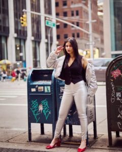 Actress Priyanka Jawalkar HD Photos and Wallpapers December 2024