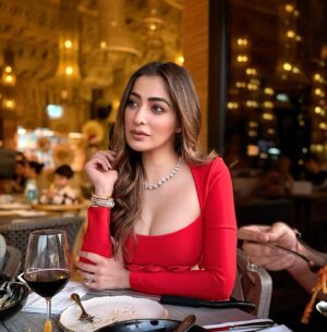 Raai Laxmi Instagram - Live where your heart finds life .❤️💋💫🧿