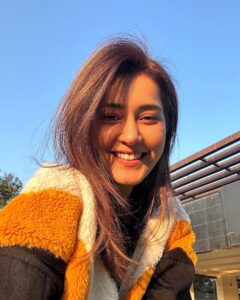Actress Raashi Khanna HD Photos and Wallpapers January 2025