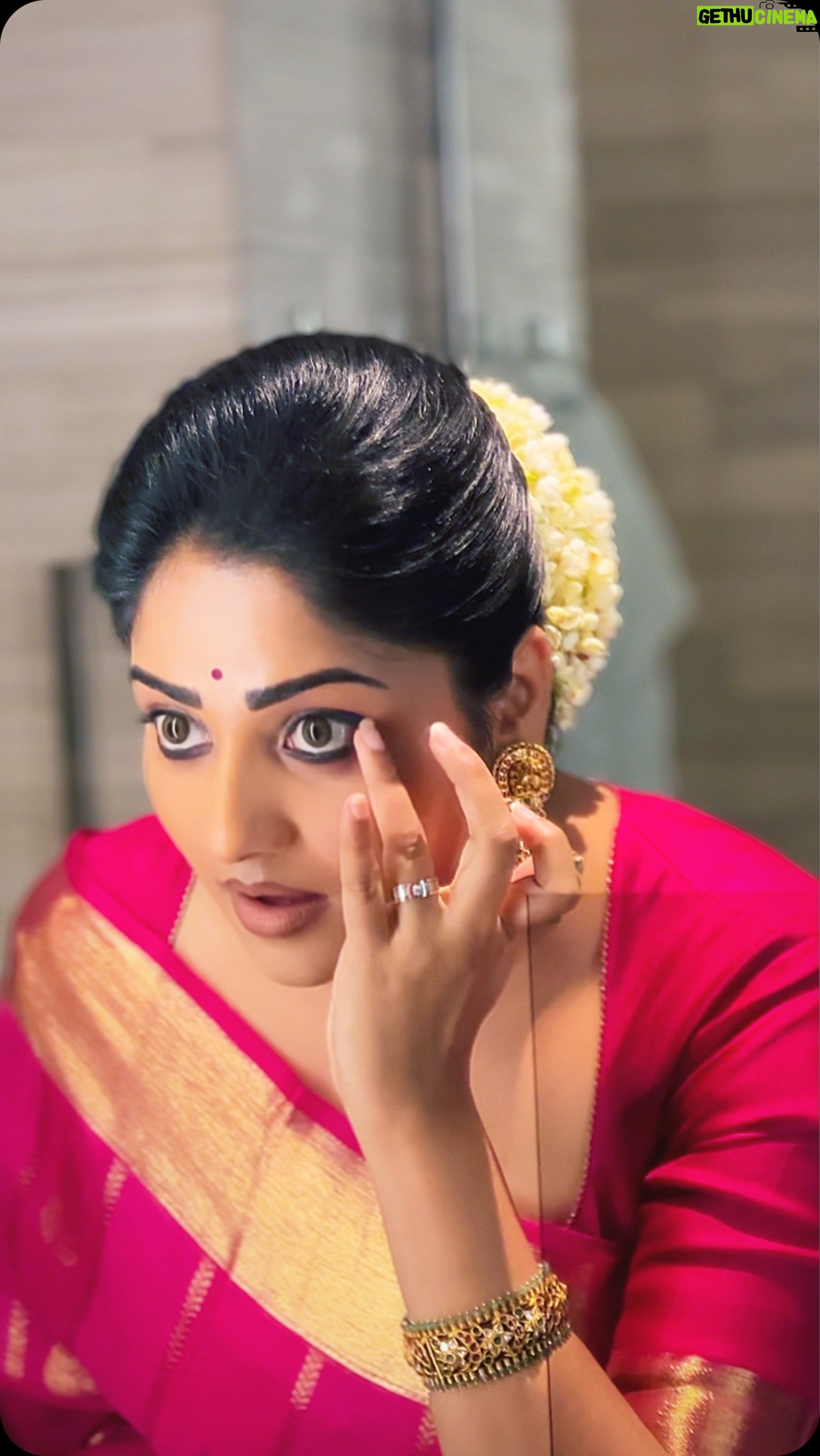 Rachita Ram - 185.3K Likes - Captured the candid moments!☺️🧿
#candidlyme
Makeup & Hair @keerthiram28 & @makeover_by_praveen