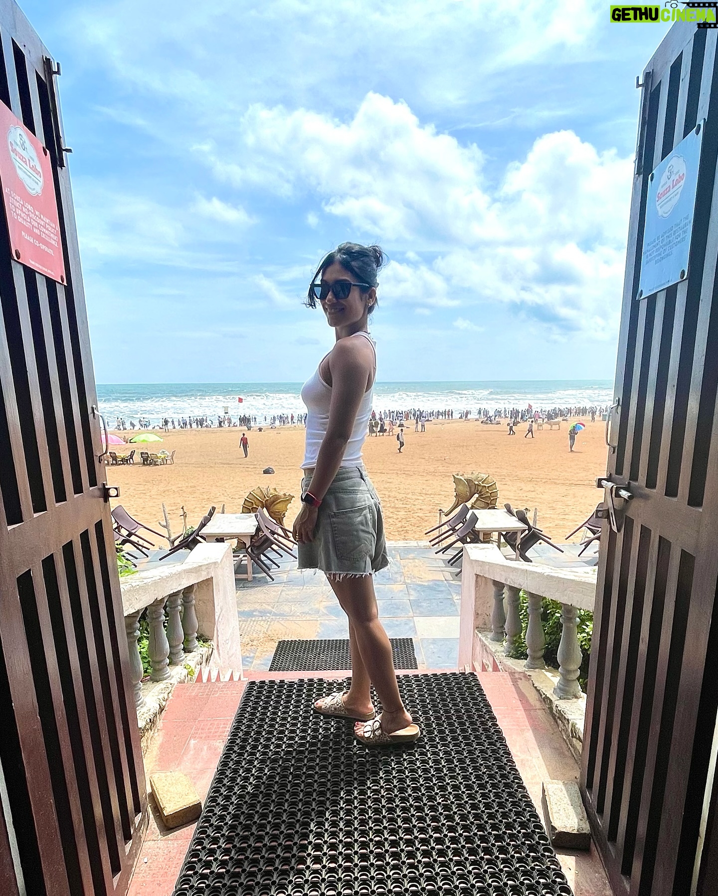 Radhika Bose - 3K Likes - Monsoon Goa is very different from the Goa I have visited before .
I am in love with this version
@yogasini
#yogasini
.
.
.
.
#goa #goadiaries #india #iphonephotography