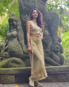 Actress Radhika Narayan HD Photos and Wallpapers December 2024