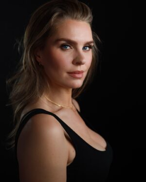 Ragga Ragnars Instagram - Such a fun shoot this week! 🖤 makeup by @audurs - photos by @jonni92 - jewelry by @mjoll #shoot #photoshoot #headshots