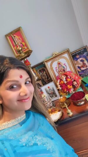 Rambha Instagram - Happy vijayadasimi to all :)#celebration #durgamaa #durgapuja #durgapoojja #kali #ayudhapooja #family #festival