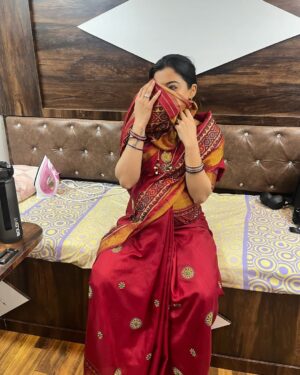 Rashmika Mandanna Instagram - It’s been quite some time since ive been in the skin of Srivalli. 
And today, seeing all of you embrace what she stands for, fights for, and believes in, feels surreal.❤❤
 It’s like you’re experiencing Pushpa through Srivalli’s eyes, and that fills me with so much joy. 🌸

Portraying Srivalli the way you’ve loved her has been so special to me.❤ 
 She has become my second identity, someone I am incredibly proud of. Srivalli has shaped my journey, bringing me to where I am today, and for that, I owe my everything to @aryasukku sir - he is a genius that has made all of this possible. 

Srivalli wouldn’t exist without Pushpa. She is who she is because of Pushpa, and for that, I thank @alluarjunonline sir from the bottom of my heart. Always. 

To me, Srivalli isn’t just a character; she feels real, someone I will always hold close to my heart. Forever grateful for her. 

Srivalli Pushparaj Moletti❤
#RM20