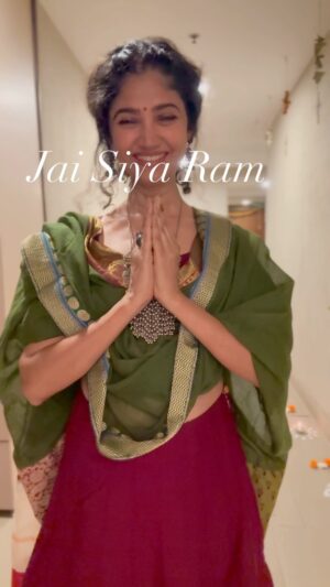 Ratan Raajputh Instagram - Ram Lalla aa gaye!
Jai Siya Ram😇🙏
#ramlalla #jaishreeram #ayodhya #rammandirayodhya #narendermodi #celebration #ratanrajput #rambharose