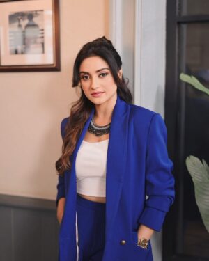 Rati Pandey Instagram - The hard working woman….“The Boss Lady”😎
.
.
.
#anika #ratipandey #instaempire #instapost
