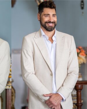 Rayanne Morais Instagram - Sobre ter o AMOR DA SUA VIDA e ser o amor da vida de alguém: nós somos a VIDA um do outro, para todo o sempre, até Jesus voltar. 

By @victorpecoraro e @rayannemorais 

📷 @d51fotografia 
🎥 @kenzifilms 
🏝️ @gp_greenparadise 
👰🏼‍♀️ @stephaniecachapuz 
🎀 @suzette.atelier 
💐 @o__buque 
🤵🏻‍♂️ @rafferoficial 

#MoraisPecoraro #casamento #bodasdepapel #Deus #amordaminhavida #vida #extraordinariodedeus