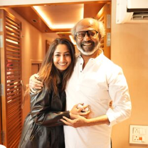 Actress Reba Monica John HD Photos and Wallpapers December 2024