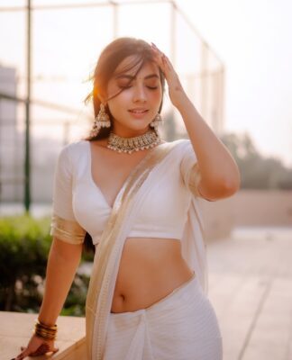 Discover Reem Shaikh’s 10 Most Popular Instagram Pics
