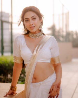 Reem Shaikh Instagram - 🤍🌙

📸 - @rohitgaikwadfilms