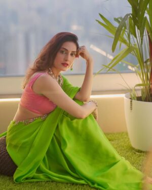 Reena Aggarwal Instagram - This song and saree is just 🤌🏻💚❤️

📸: @pixelpassionfotography 🫡
.
.
.
.
.
.
.
.
.
.
.
.
.
.
.
.
.
.
.
.
.
.
.
.
.
.
.
.
.
.
.
.
.
.
.
.
.
.
.
.
.
.
.
#saree #sareelove #ootd #indianlook #festivevibes #portraitphotography #photoshoot #portrait #sareestyle #styleinspiration #indianwear