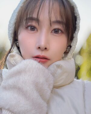 Rena Matsui Instagram - ⛄️✨
耳当てはお手製🧶
雪は降ってない❄️