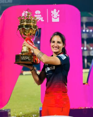 Renuka Singh Instagram - Smashtastic tournament 😃🏆#rcb 
@royalchallengersbangalore 17/3/24