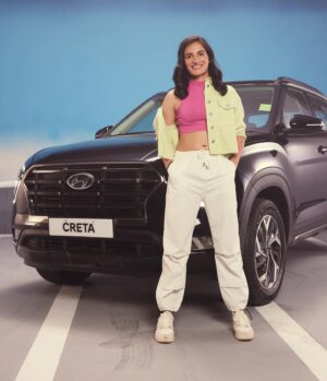 Renuka Singh Instagram - Safely driving pictures from gallery to gram 😜🔥

📷:- @hyundaiindia
