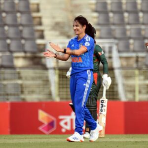 Renuka Singh Instagram - Nothing compares to the pride of donning this jersey and representing it on the field. Happy Independence Day to all! 🇮🇳🧡🤍💚