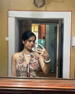 Actress Riddhi Kumar HD Photos and Wallpapers November 2024