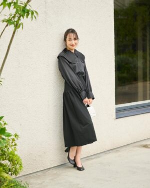 Rin Takanashi Instagram - 本日より#Newansさんとコラボしたお洋服が販売開始しました✨

着こなし方や、カラーによって、色々な表情を見せてくれますよ☺︎🩵
私も、着てお出かけするのが楽しみ😊

#PR #Newans @newans.official