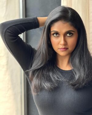 Rinku Rajguru Instagram - Eyes hold conversation 🍂🌸