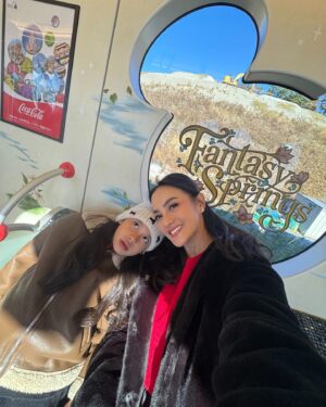 Ririn Ekawati Instagram - the most magical place on earth!! ✨❤️😍🤍