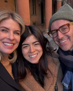 Rita Lobo Instagram - Ah, férias! Hoje foi dia de encontrar a @flocibo em Bolonha (cidade na Itália cheia de comidas incríveis). Então, salva esse carrossel, porque ele tá recheado de dicas preciosas pra quem gosta de viajar e comer bem!!! 🇮🇹