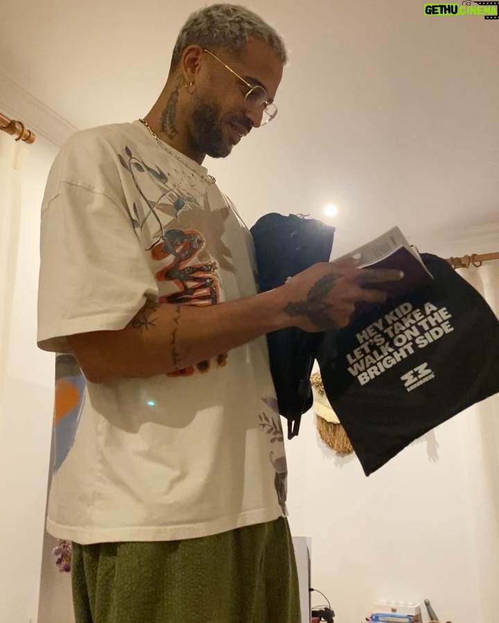 Rita Pereira - 78.5K Likes - É para postar foto pirosa de Natal 2024 em família ao lado da árvore?! Entregue! 😂🎄
#natal2024 #family #christmas #love #present