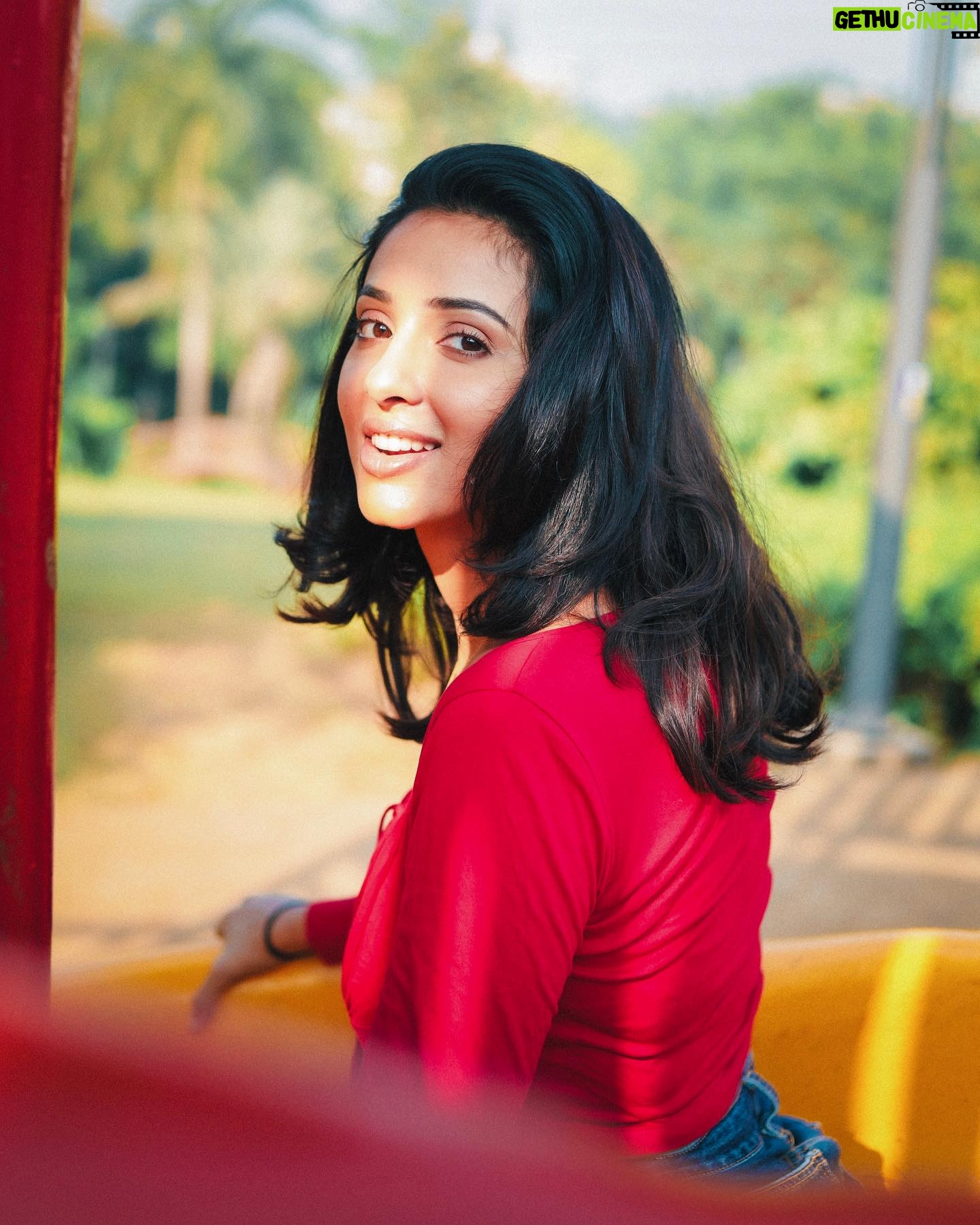 Riya Suman - 22.4K Likes - Happy to report that my inner child is ageless!
Itsss playtime !!! 🤗☺️
#HappyChildren’sDay!!! 😇