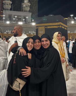 Rogena Instagram - الحمد والشكر لله 
مدد يارب مدد بلا عدد
اللهم دمها نعمه علينا وارزق كل مشتاق لزيارة حرمك
اللهم اجعلها سنه خير وعافية وستر وامان علينا جمعيا وعلى مصر وجميع الوطن العربى
كل سنه وانتم طيبين ❤️🙏