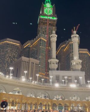 Rogena Instagram - الحمد والشكر لله 
مدد يارب مدد بلا عدد
اللهم دمها نعمه علينا وارزق كل مشتاق لزيارة حرمك
اللهم اجعلها سنه خير وعافية وستر وامان علينا جمعيا وعلى مصر وجميع الوطن العربى
كل سنه وانتم طيبين ❤️🙏