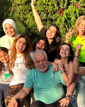 Rogena Instagram - كل سنه وانت بطل قصة حياتى
كل سنه وانت قلب مايا ومريم
كل سنه وانت الامان والسند والحنية بلا حساب
انا سانده عليك ❤️
@ashrafzakyoffical 
@mayathezaki 
@mariaamzaky